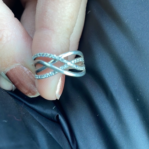 Diamond ring - Picture 4 of 4